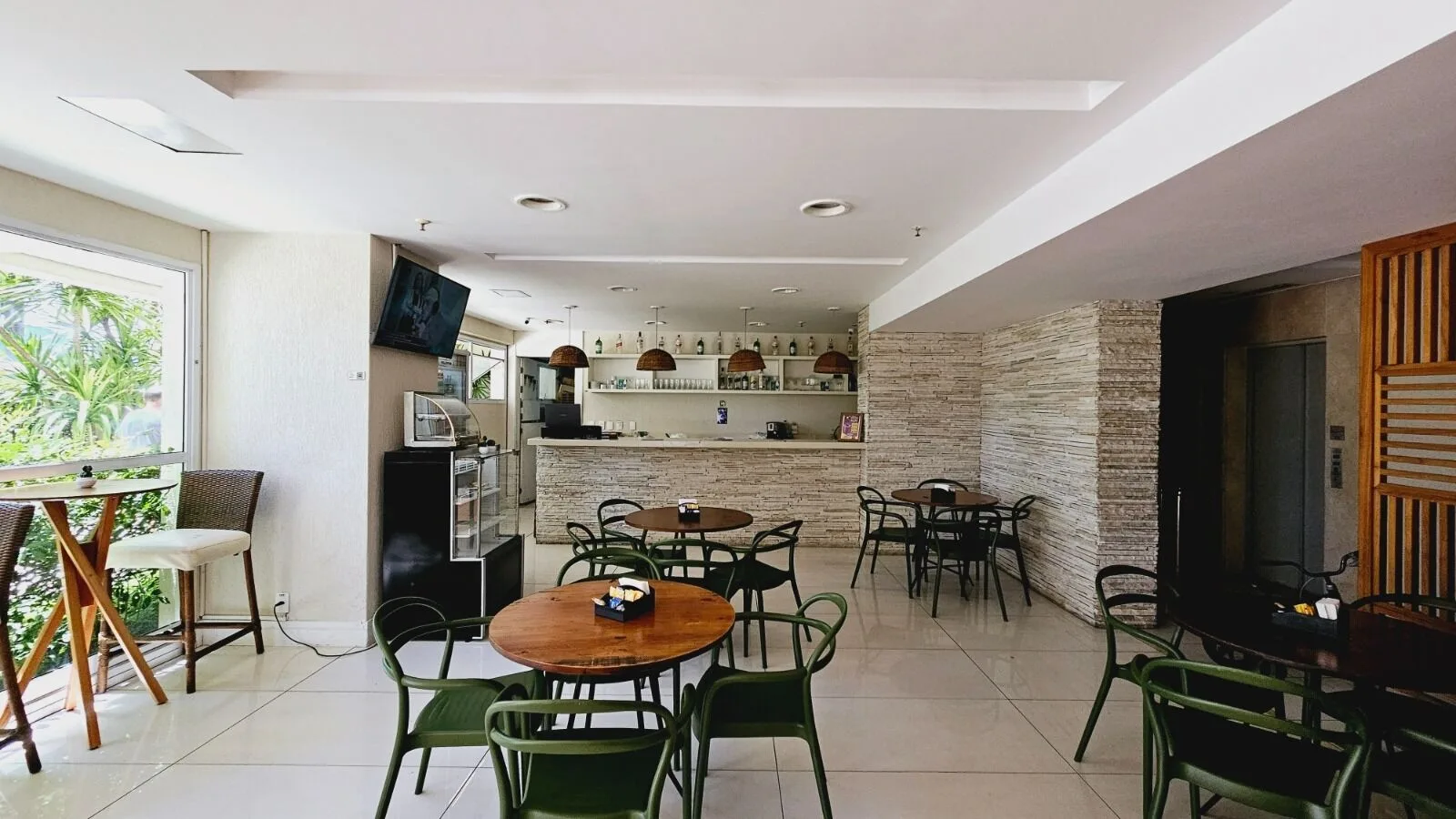 Apartamento para alugar no bairro Barra da Tijuca em Rio de Janeiro/RJ - imagem 28