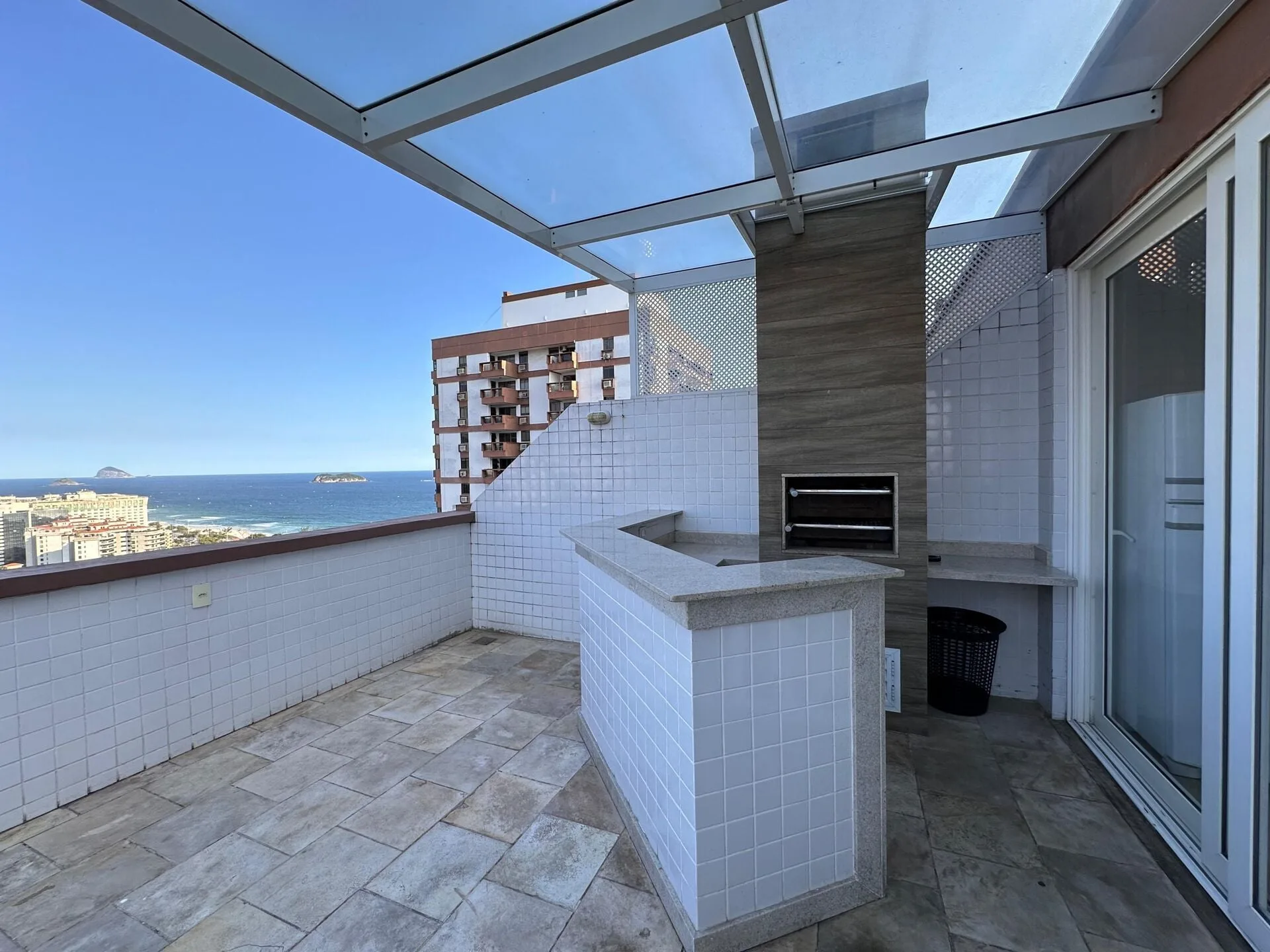 Cobertura com 3 Quartos à venda, 240m² - Barra da Tijuca, Avenida Lucio Costa - imagem 2