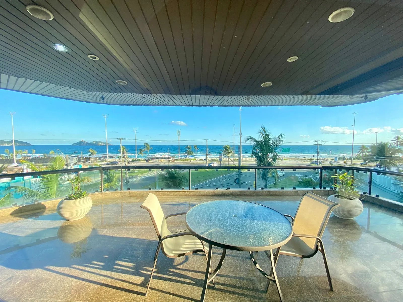 Apartamento com 4 quartos a venda no Jardim Oceânico, 377m2, Frontal Mar - imagem 3