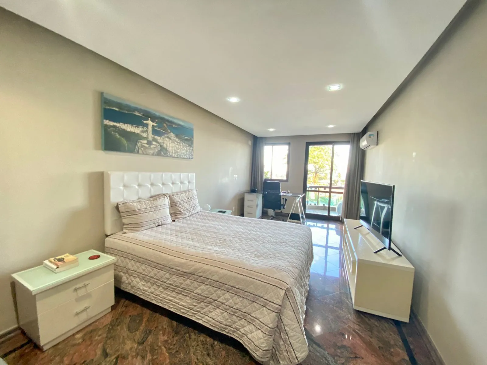 Apartamento com 4 quartos a venda no Jardim Oceânico, 377m2, Frontal Mar - imagem 9