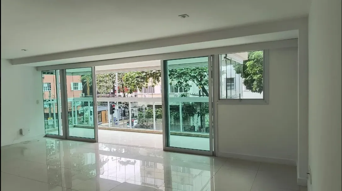 Apartamento com 4 quartos all suites para alugar no Leblon, 200m2, próximo ao Metro.