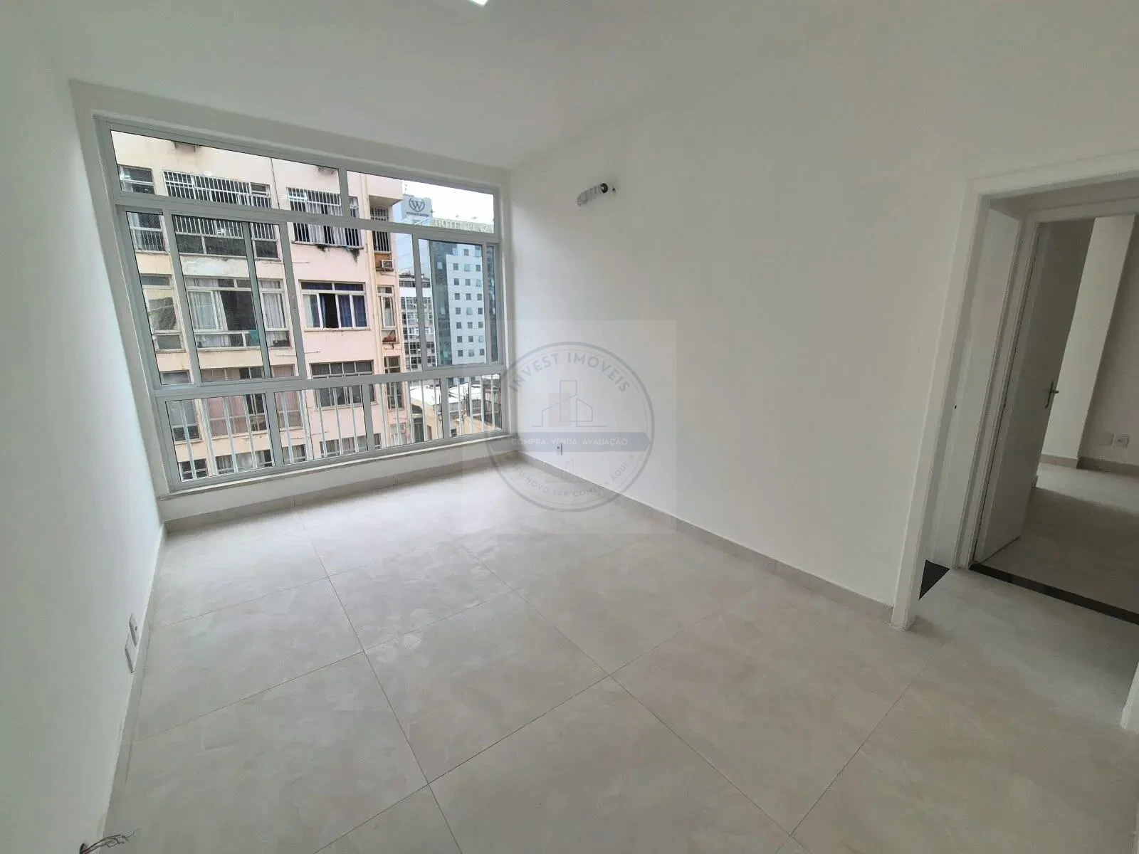 Apartamento a venda com 2 quartos no Leme, 70m2, 1 vaga