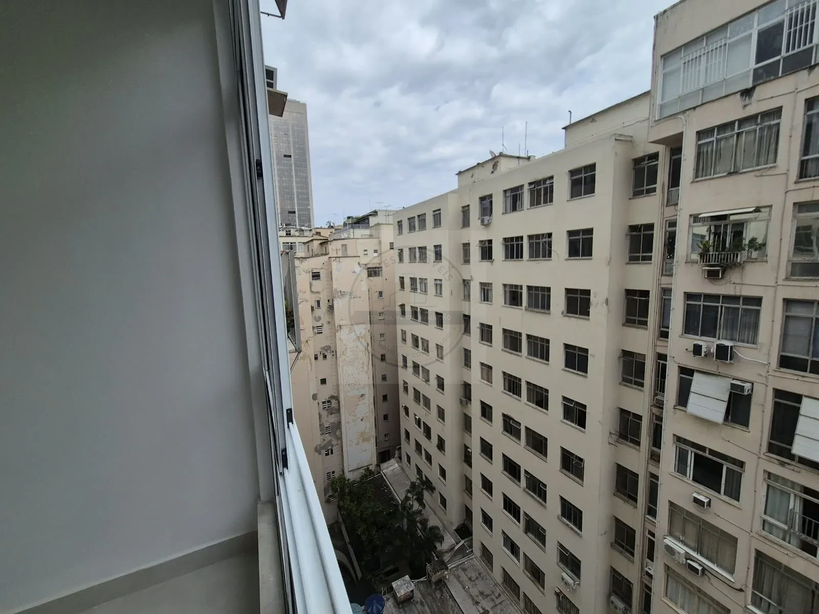 Apartamento a venda com 2 quartos no Leme, 70m2, 1 vaga - imagem 10