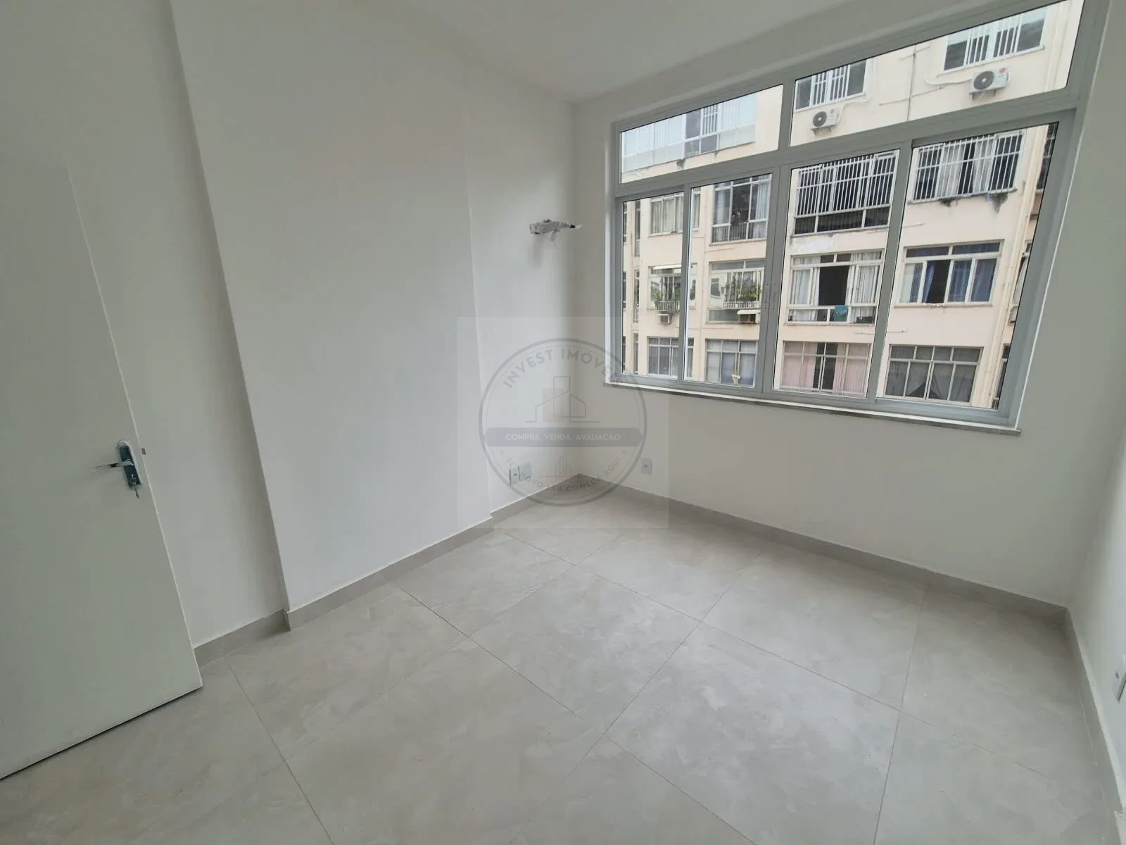 Apartamento a venda com 2 quartos no Leme, 70m2, 1 vaga - imagem 12