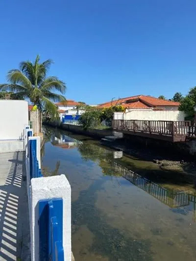 Casa para Venda em Cabo Frio / RJ no bairro Ogiva