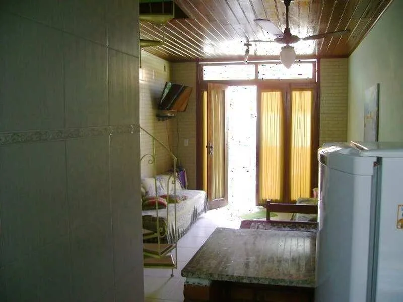 Casa em Condomínio para Venda em Cabo Frio / RJ no bairro Peró - imagem 7