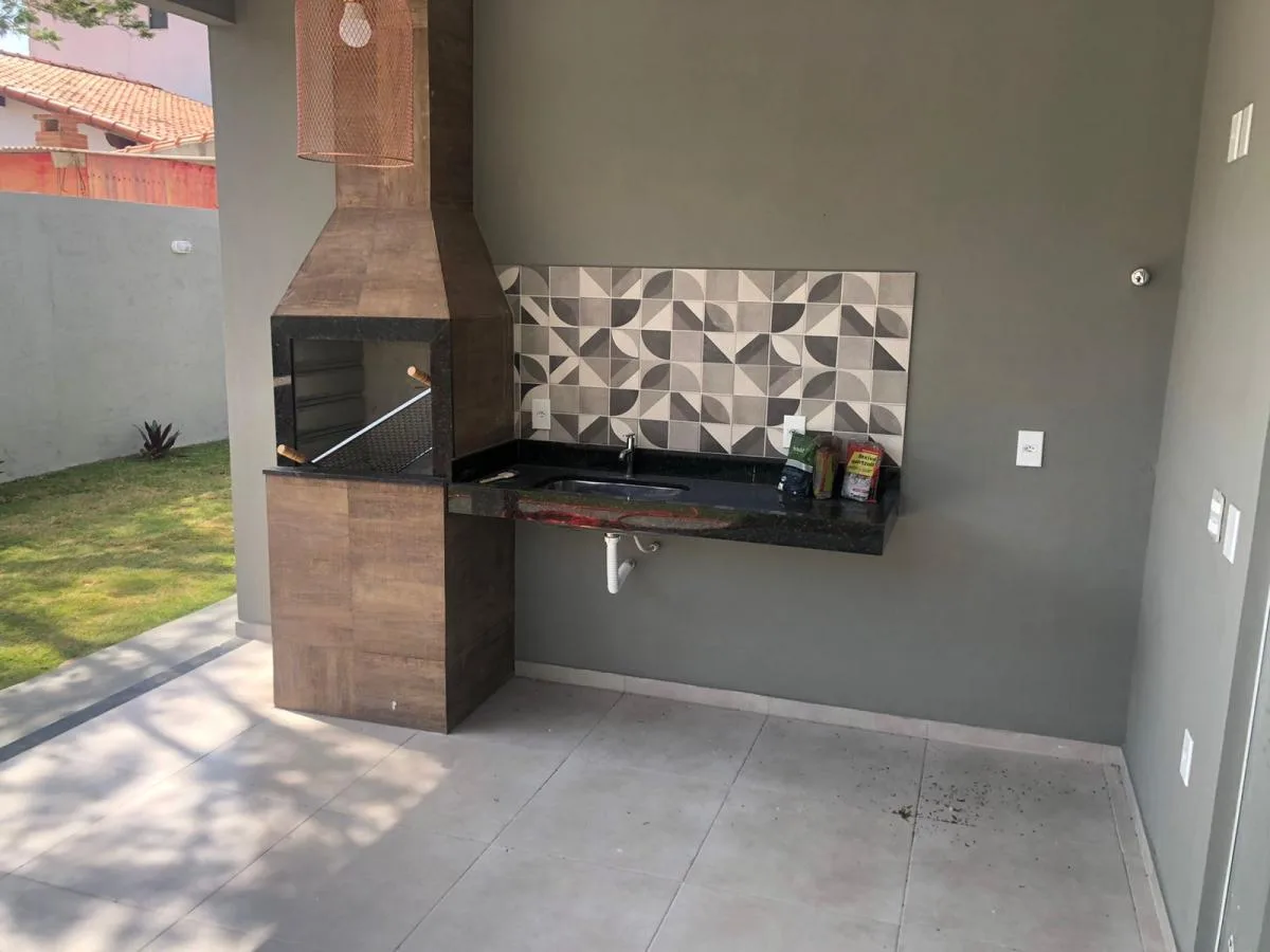Casa em Condomínio para Venda em Cabo Frio / RJ no bairro Peró - imagem 16