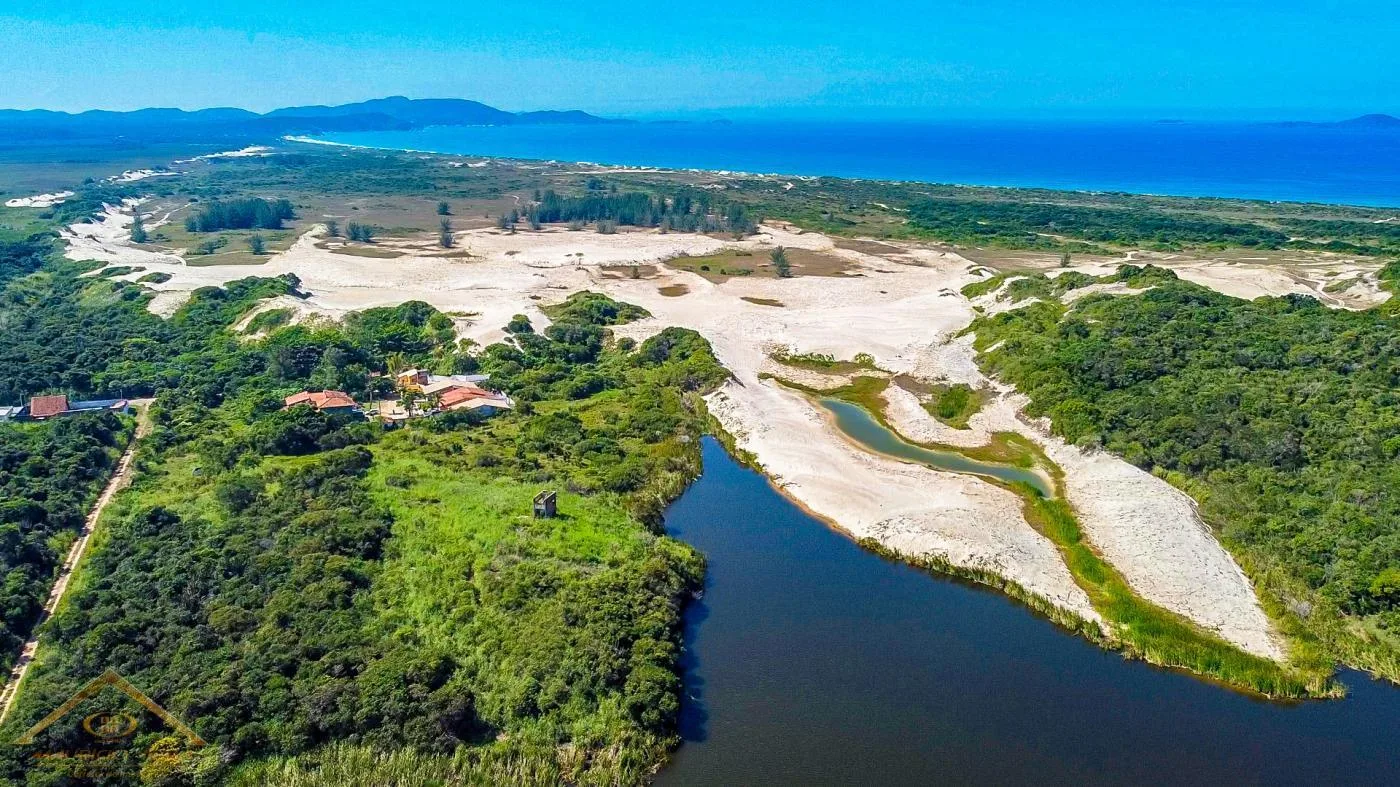 Casa em Condomínio para Venda em Cabo Frio / RJ no bairro Dunas do Peró - imagem 43