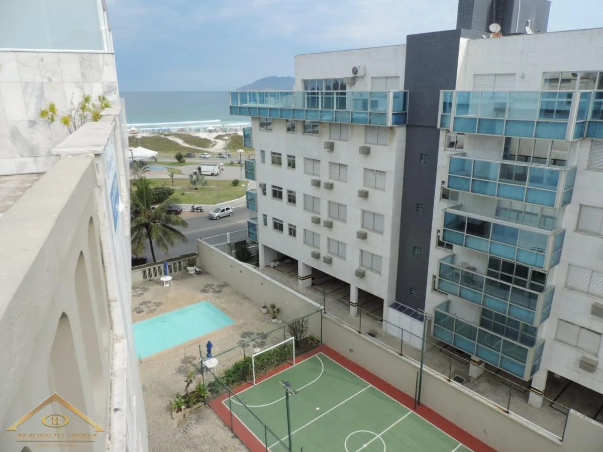 Cobertura para Venda em Cabo Frio / RJ no bairro Centro