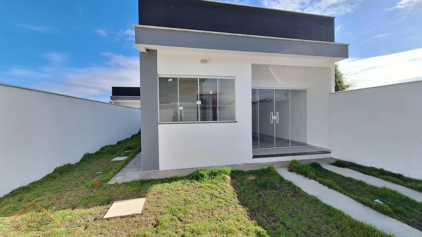 Casa para Venda em Cabo Frio / RJ no bairro Vila do Peró - imagem 2