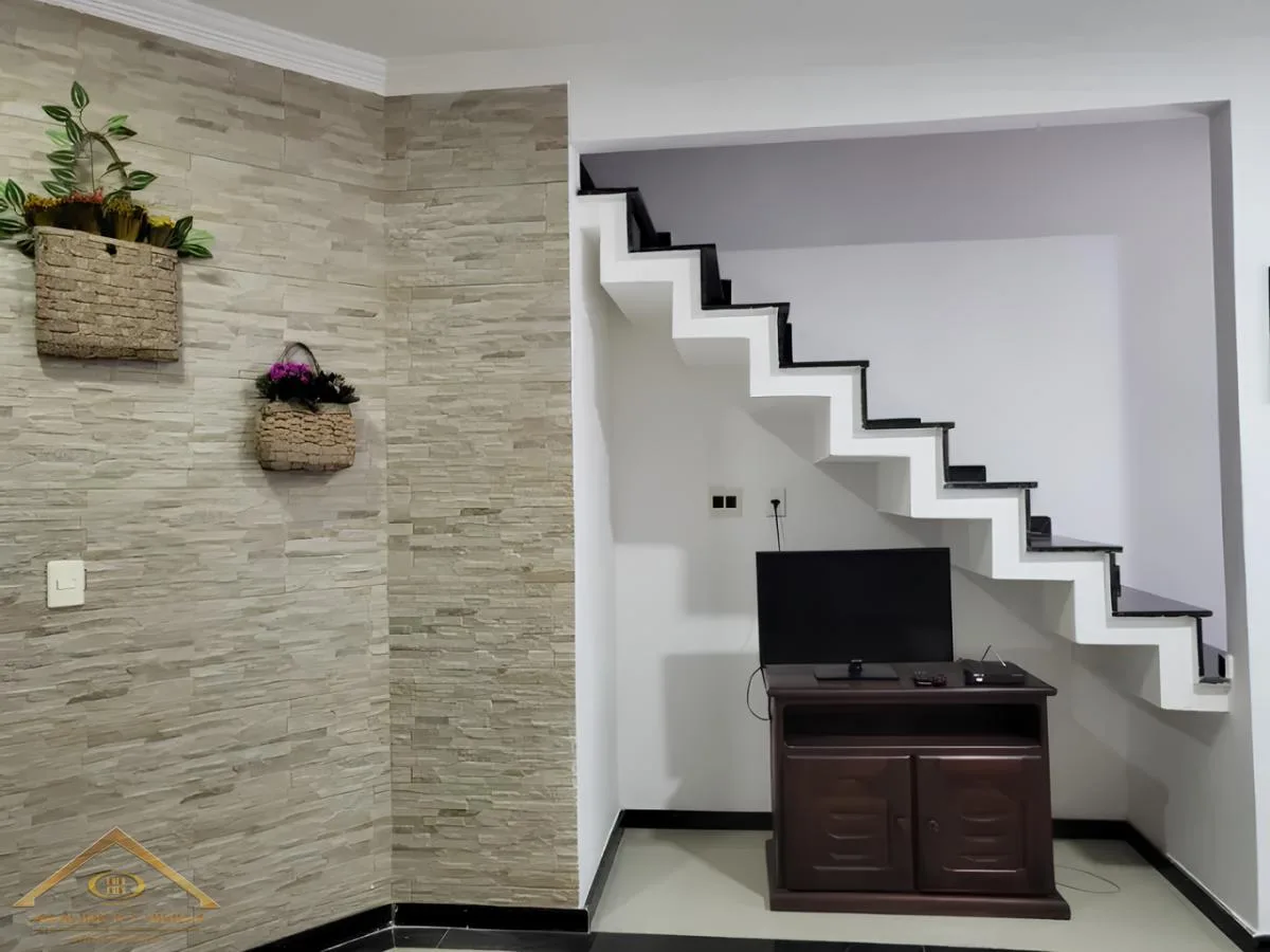 Casa em Condomínio para Venda em Cabo Frio / RJ no bairro Peró - imagem 8