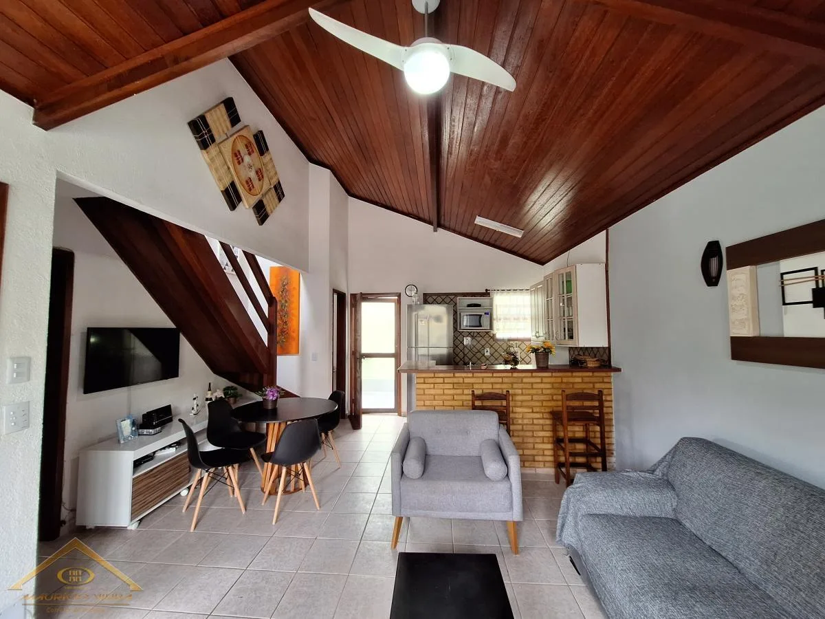 Casa em Condomínio para Venda em Cabo Frio / RJ no bairro Peró - imagem 8