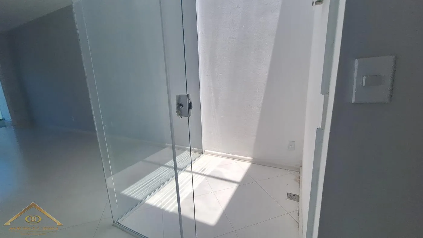 Casa para Venda em Cabo Frio / RJ no bairro Vila do Peró - imagem 17