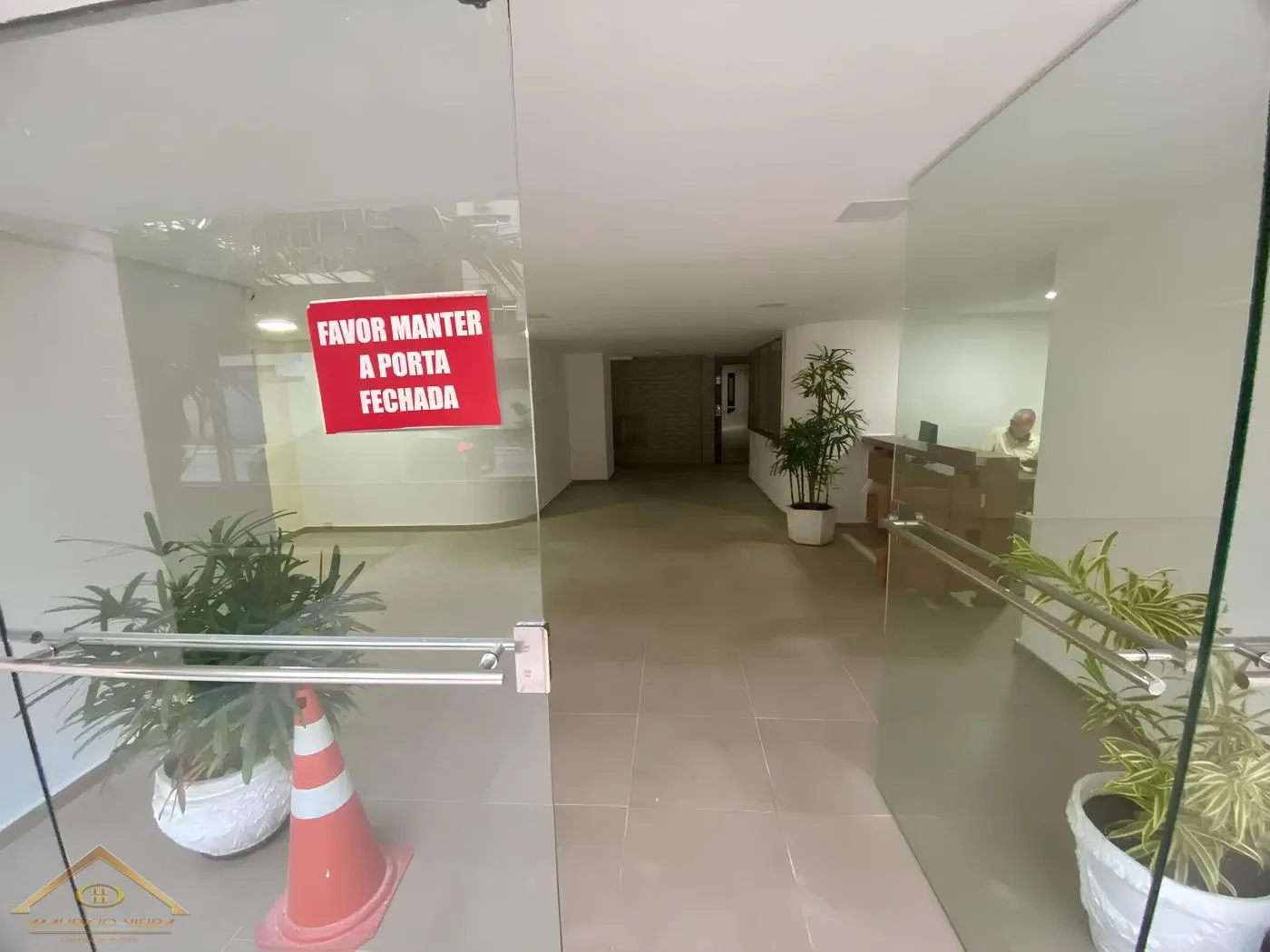 Apartamento para Venda em Cabo Frio / RJ no bairro Passagem - imagem 21
