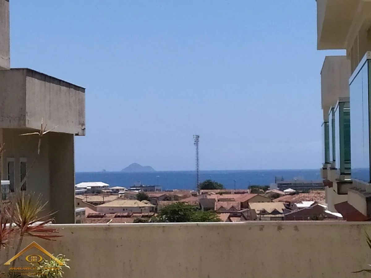 Casa em Condomínio para Venda em Cabo Frio / RJ no bairro Peró - imagem 2