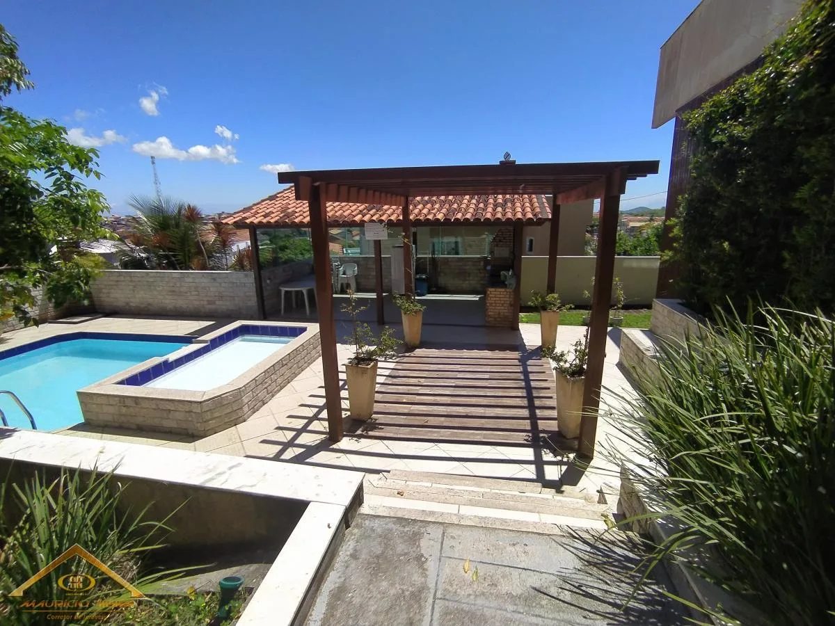 Casa em Condomínio para Venda em Cabo Frio / RJ no bairro Peró - imagem 18