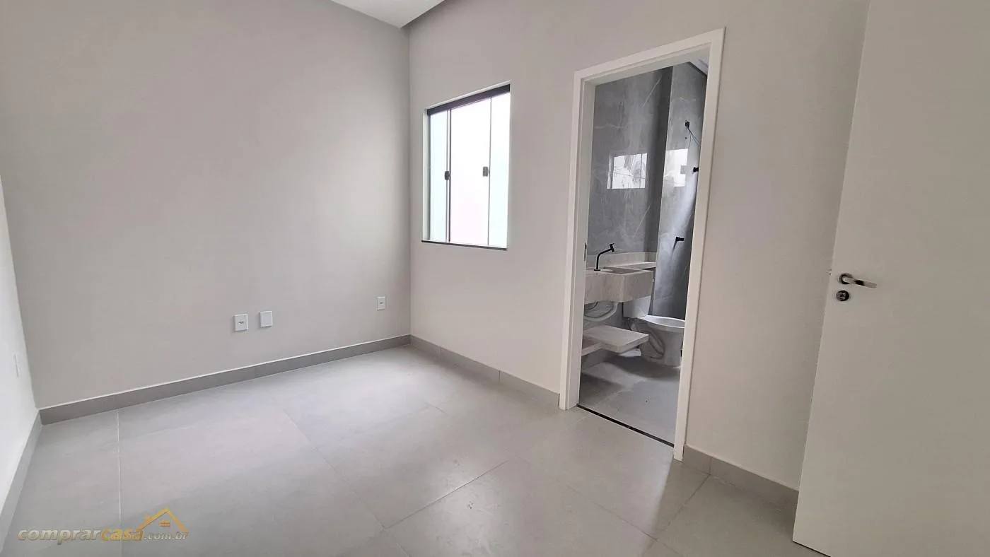 Casa para Venda em Cabo Frio / RJ no bairro Vila do Peró - imagem 28