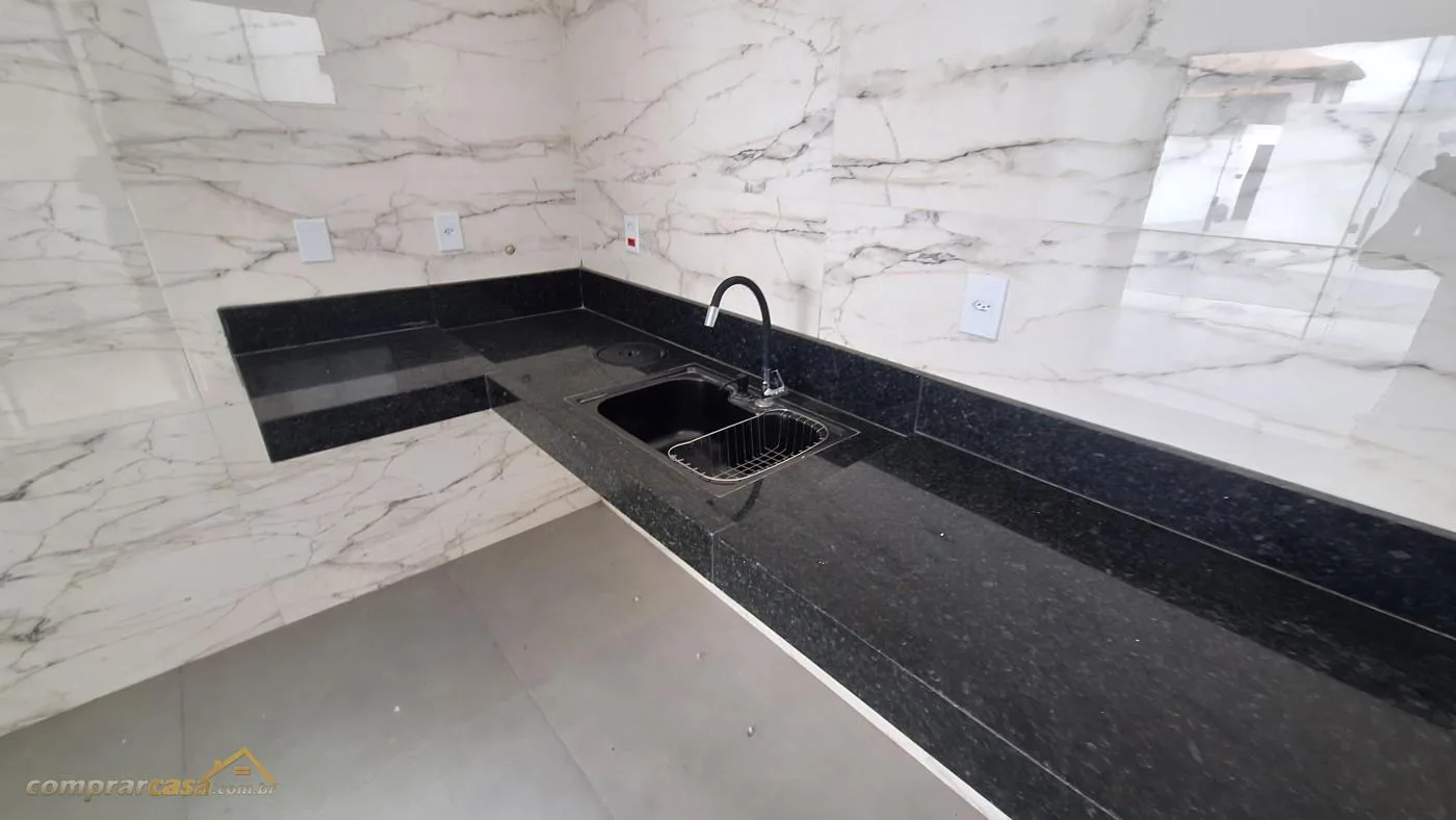 Casa para Venda em Cabo Frio / RJ no bairro Vila do Peró - imagem 16