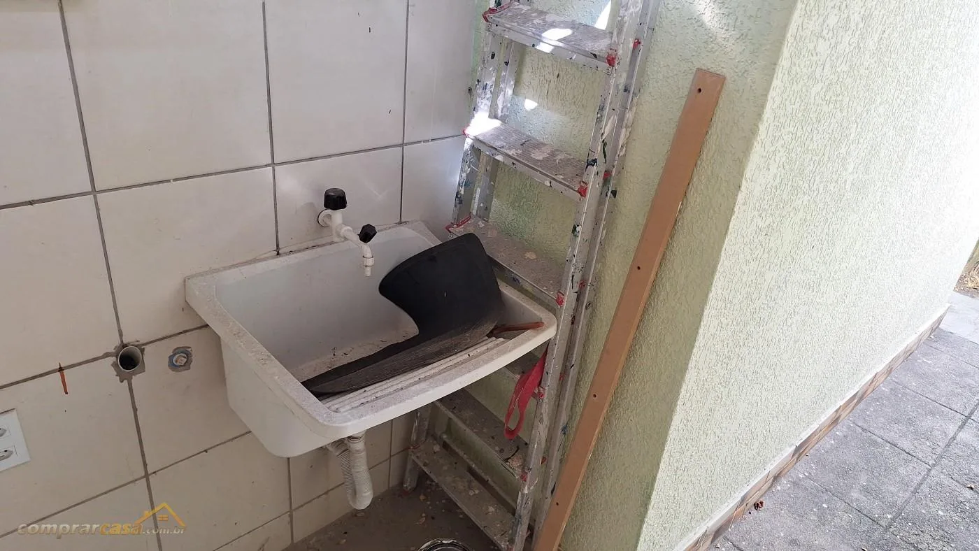 Casa em Condomínio para Venda em Cabo Frio / RJ no bairro Palmeiras - imagem 29