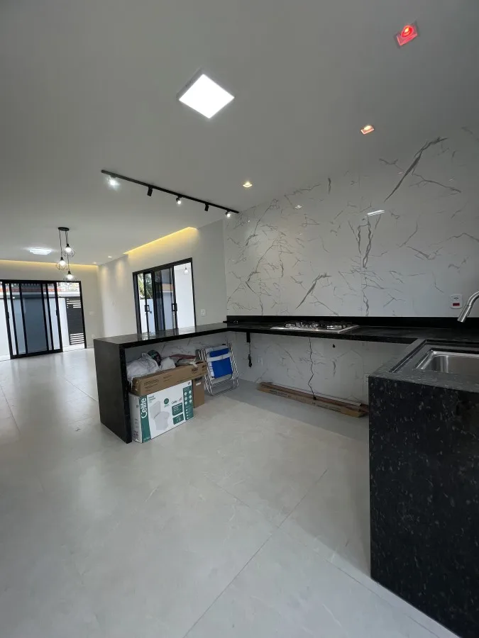 Casa para Venda em Cabo Frio / RJ no bairro Ogiva - imagem 10
