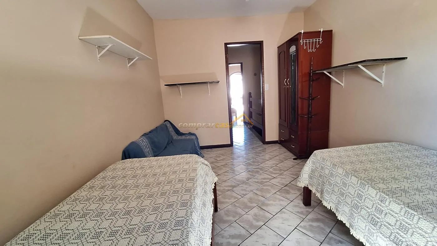 Casa em Condomínio para Venda em Cabo Frio / RJ no bairro Ogiva - imagem 37