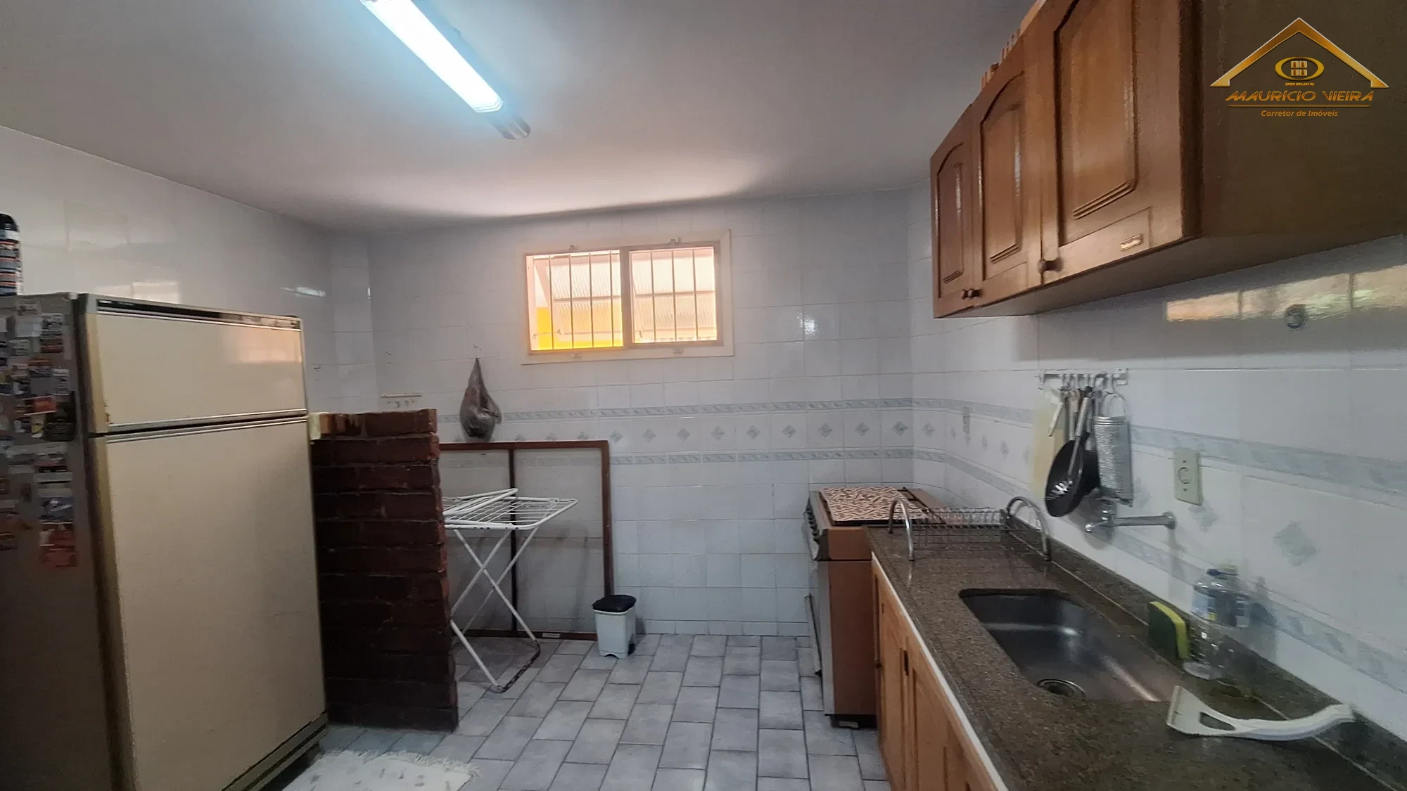 Linda casa na Ogiva, em condomínio fechado, porteira fechada e com preço abaixo do mercado. Em frente ao Clube Náutico. - imagem 7