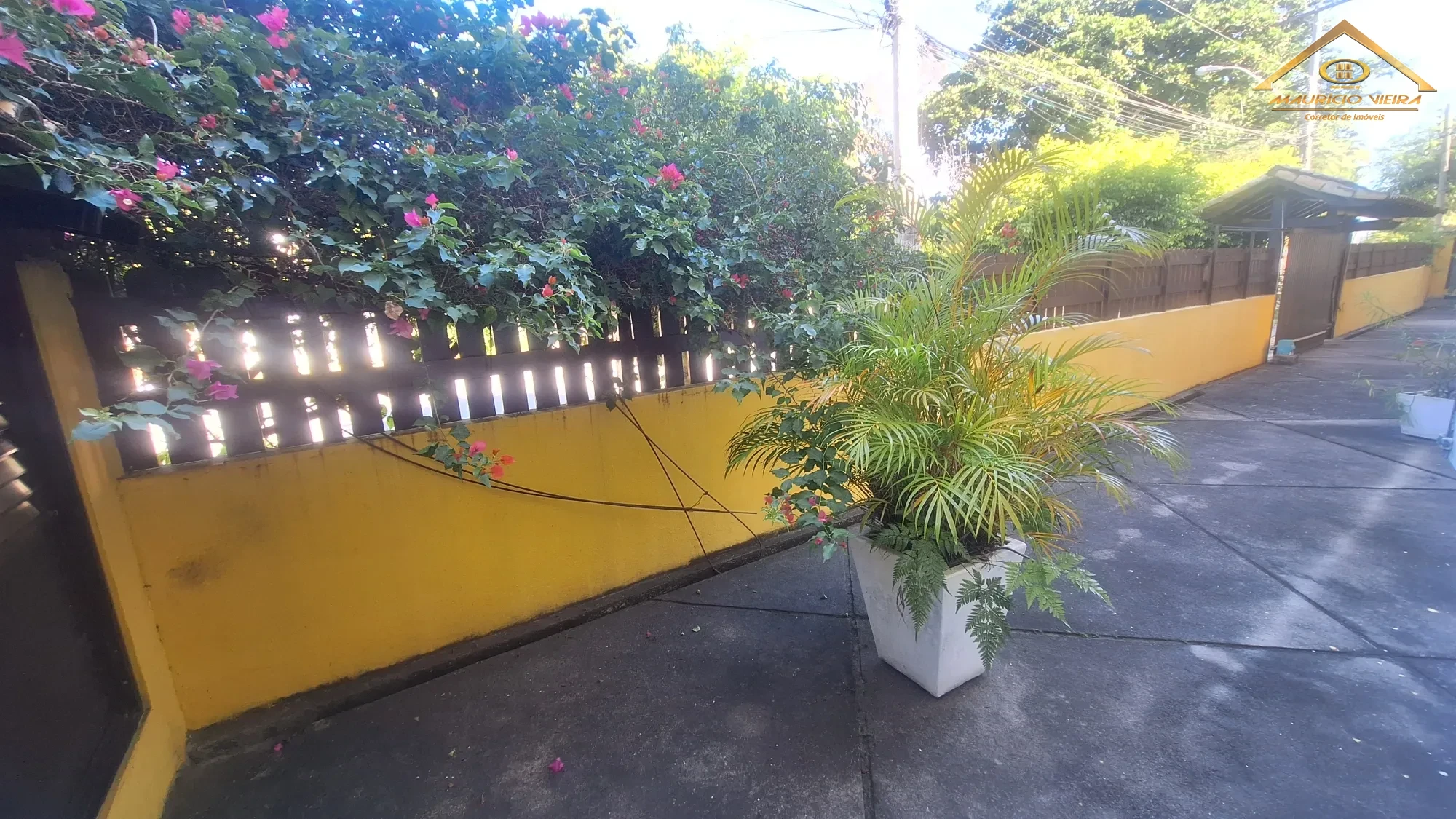Linda casa na Ogiva, em condomínio fechado, porteira fechada e com preço abaixo do mercado. Em frente ao Clube Náutico. - imagem 35