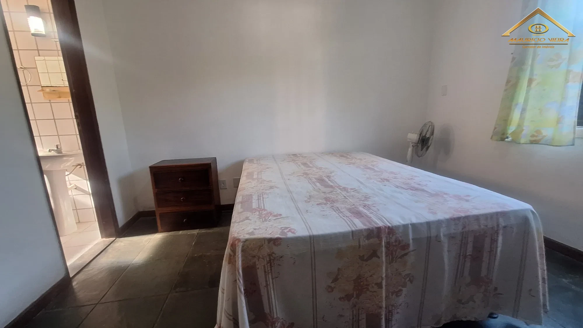 Linda casa na Ogiva, em condomínio fechado, porteira fechada e com preço abaixo do mercado. Em frente ao Clube Náutico. - imagem 18